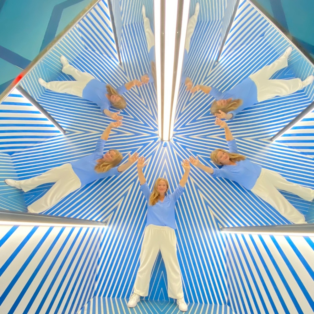 Hi! Feel free to ask any questions and make offers on items you see you like. 💕